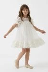 Vestido de niña Romy Blanco Crema – vista frontal con flores 3D y tul