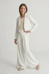 conjunto niña Emi blanco detalle, chaqueta blazer detalle, primer plano sastre niña