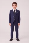 Traje Liam azul marino para niño con americana, chaleco, pantalón y corbata, vista frontal