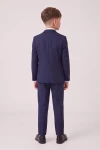 Traje Sam azul marino para niño de espaldas: americana y pantalón con raya
