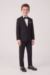 Traje Sam negro para niño: americana de dos botones, pantalón con raya y pajarita, vista frontal